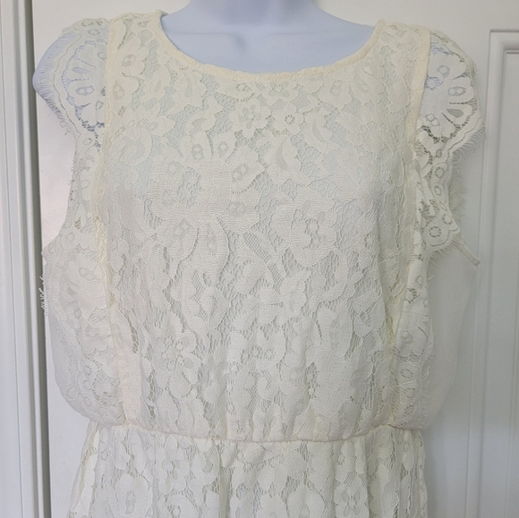 NWT Maurices White Lace Cap Sleeve Lined Mini Dress Bridal Shower Size Small - Picture 3 of 14